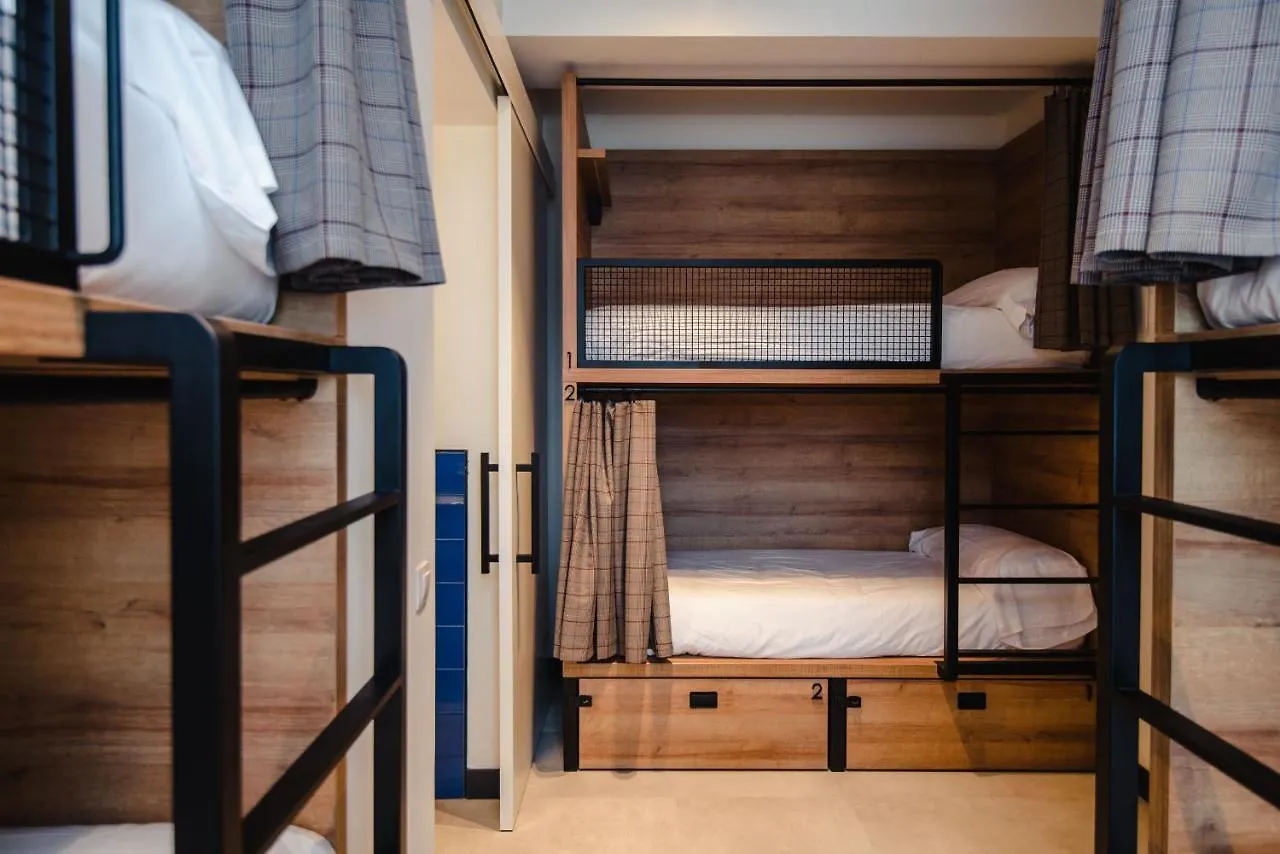 Latroupe La Granja Hostel Μπιλμπάο 0*,